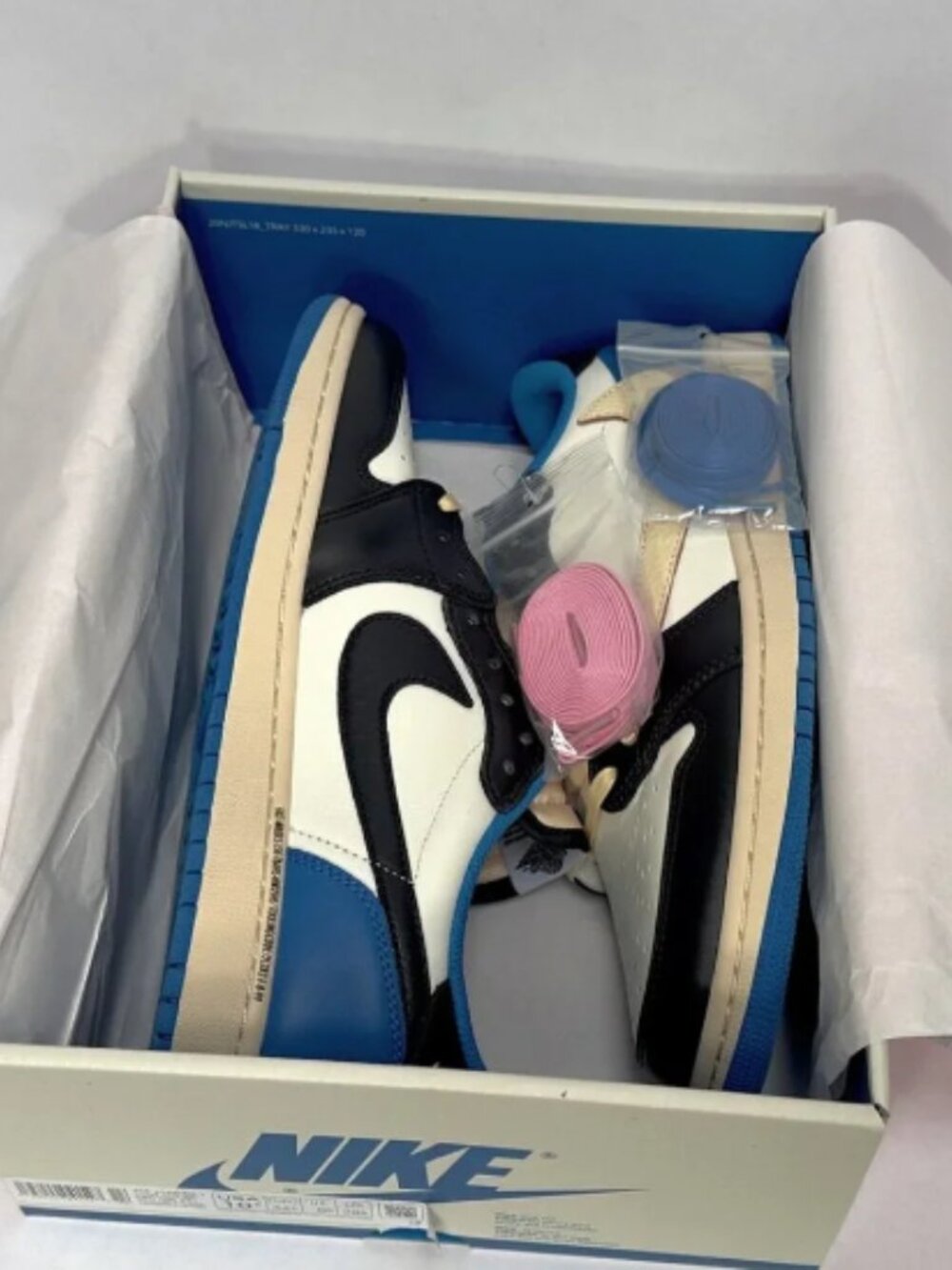 Air Jordan 1 Low OG SP Travis Scott x Fragment
